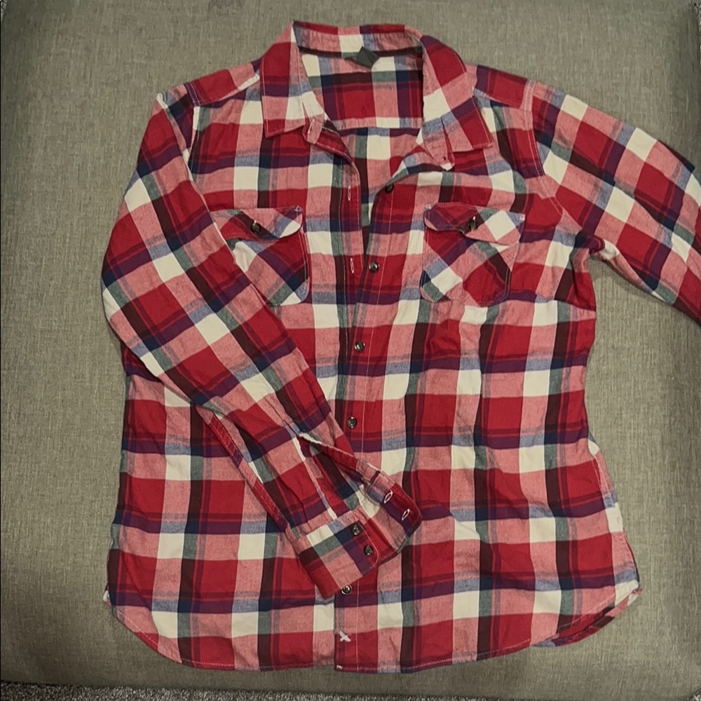 Eddie Bauer Red and Blue Button Down Shirt Classic Plaid